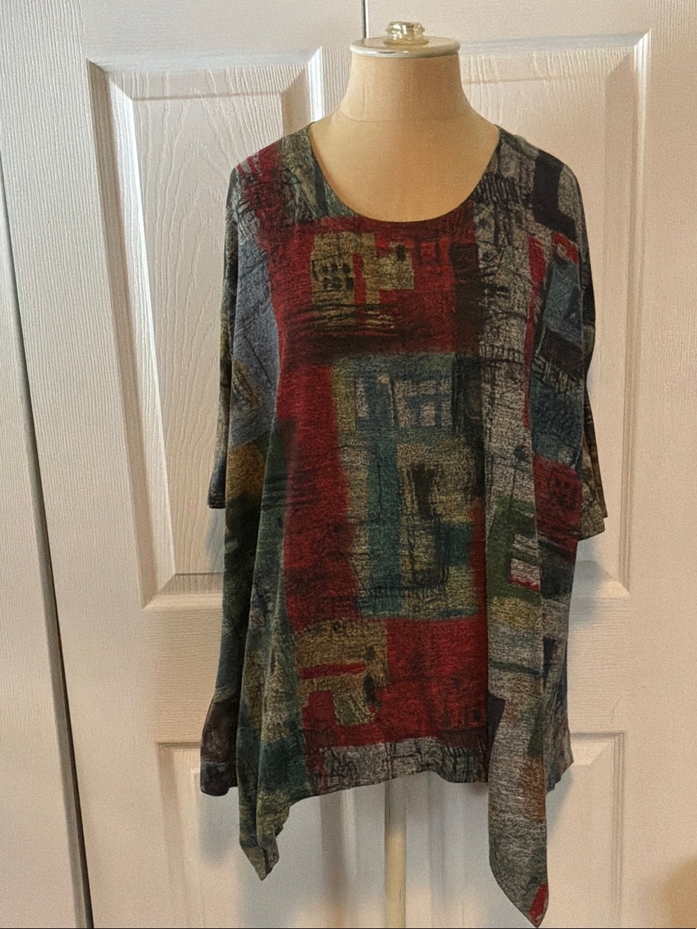 Inoah Oversized Abstract Block-Print Tunic in Red and Gray Multi